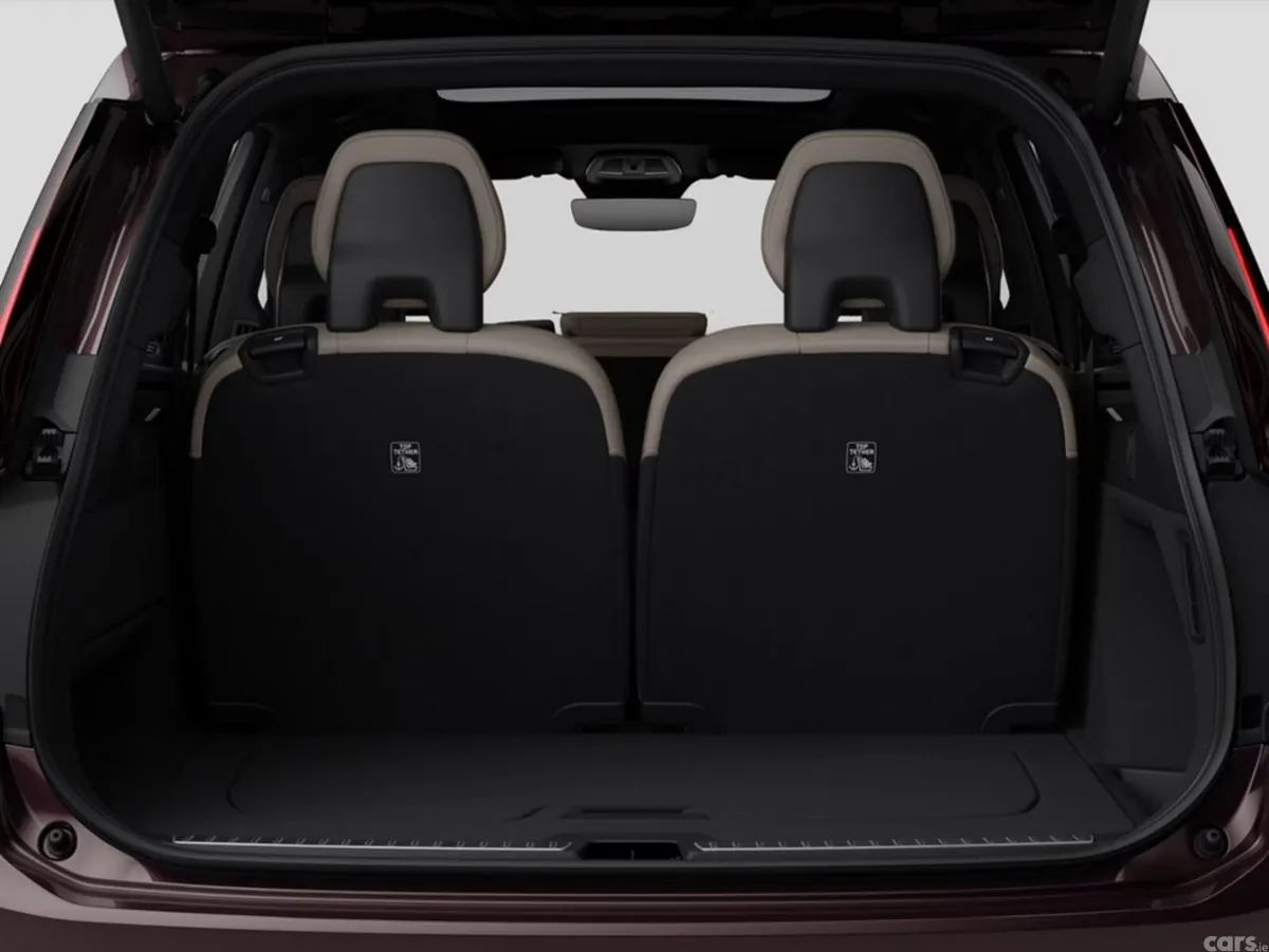 Volvo XC90 SUV, Petrol Plug-in Hybrid, 2027, Red