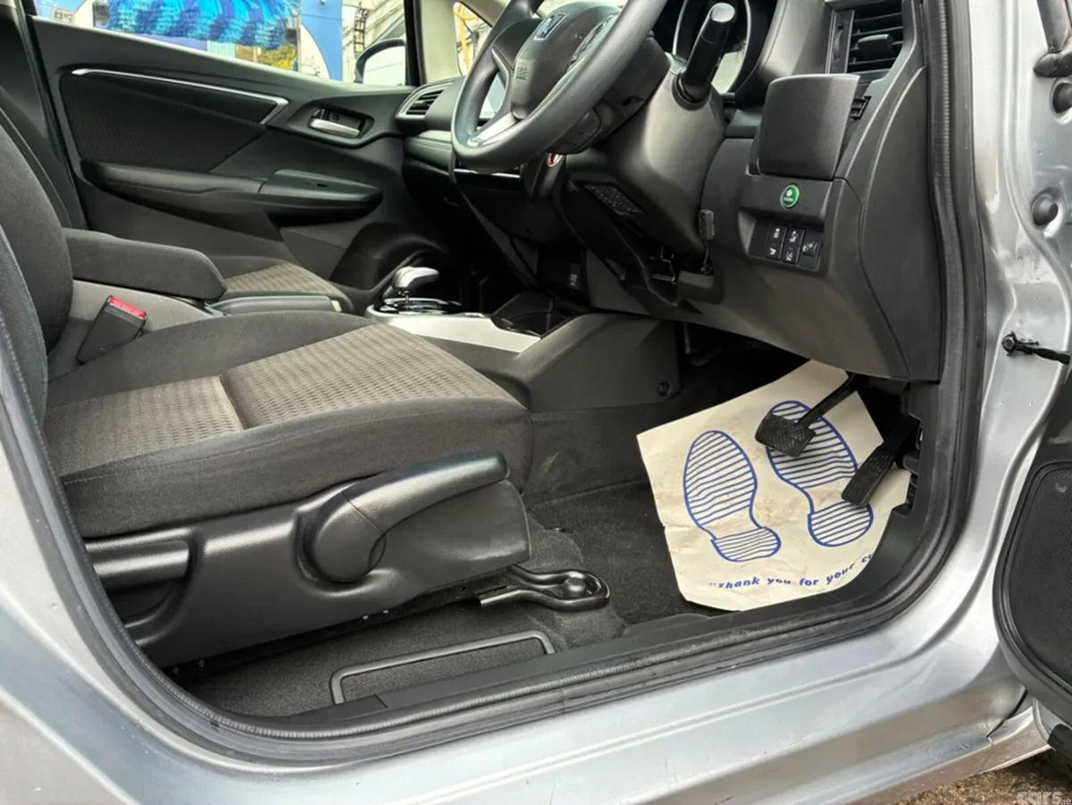 Honda Fit Hatchback, Petrol Hybrid, 2019, Silver