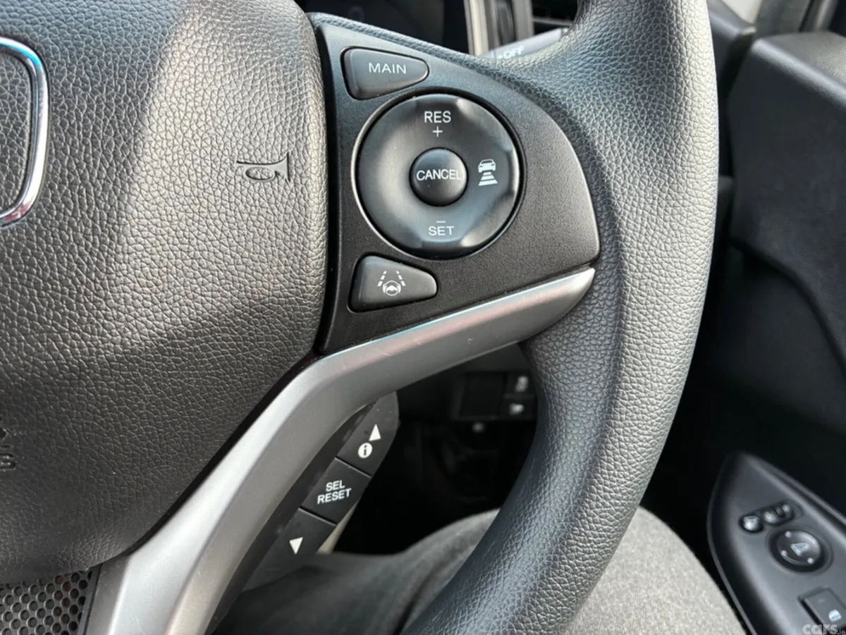 Honda Fit Hatchback, Petrol Hybrid, 2019, Silver
