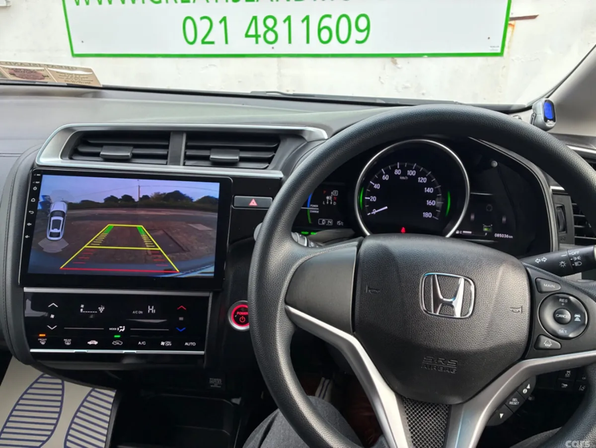 Honda Fit Hatchback, Petrol Hybrid, 2019, Silver