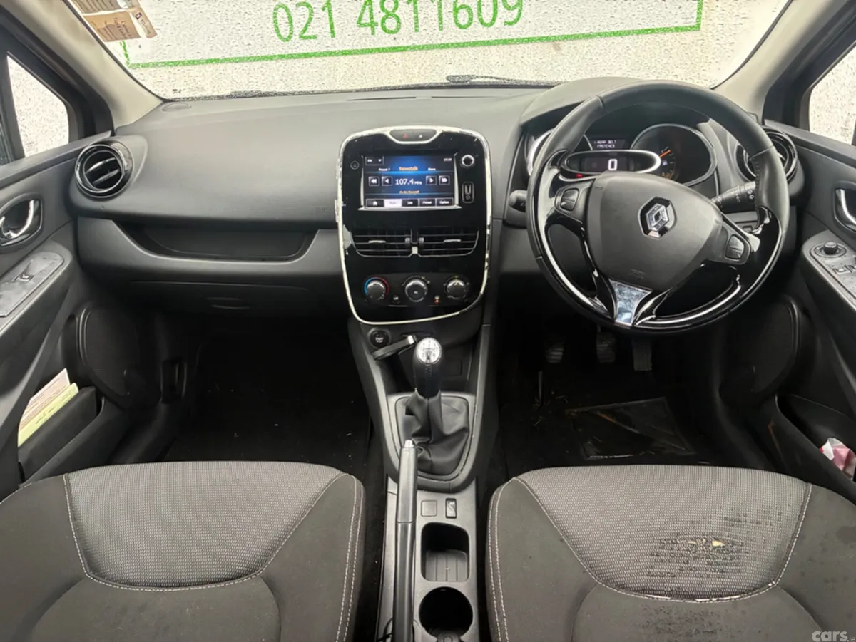 Renault Clio Hatchback, Petrol, 2013, Black
