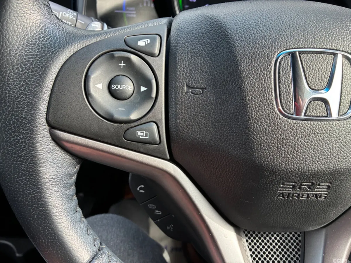 Honda Fit Hatchback, Petrol Hybrid, 2018, Yellow