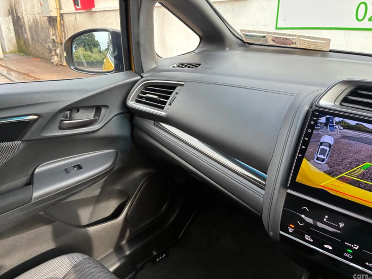 Honda Fit Hatchback, Petrol Hybrid, 2018, Yellow