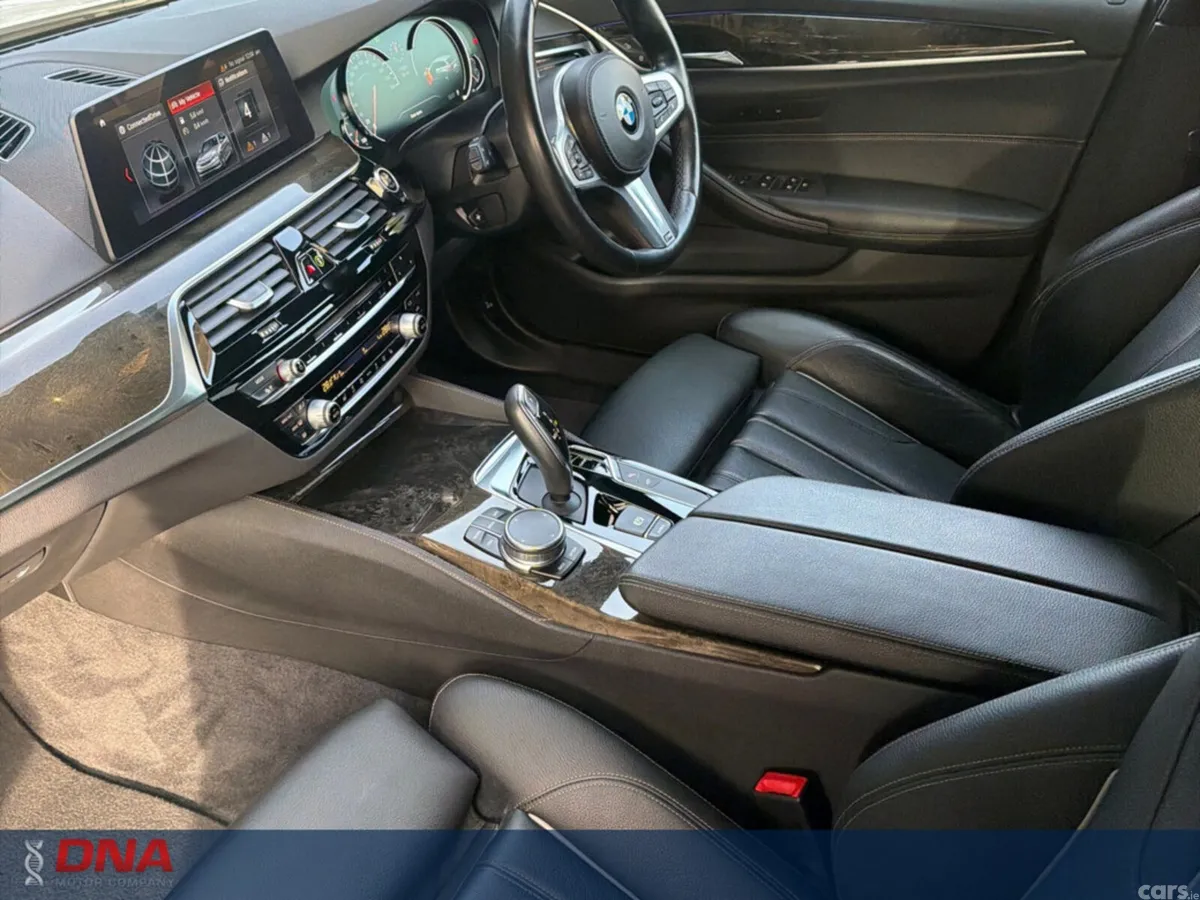 BMW 5-Series Estate, Diesel, 2018, White