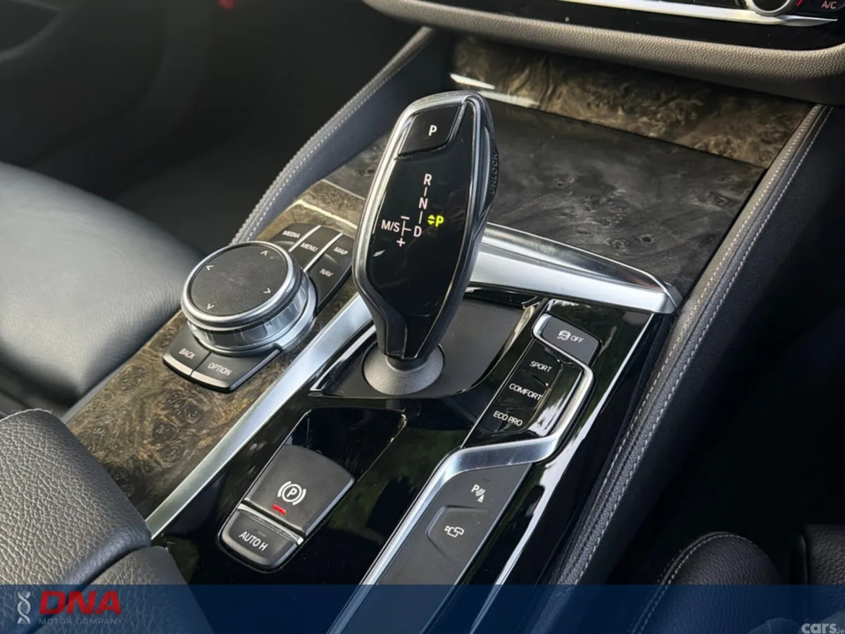 BMW 5-Series Estate, Diesel, 2018, White