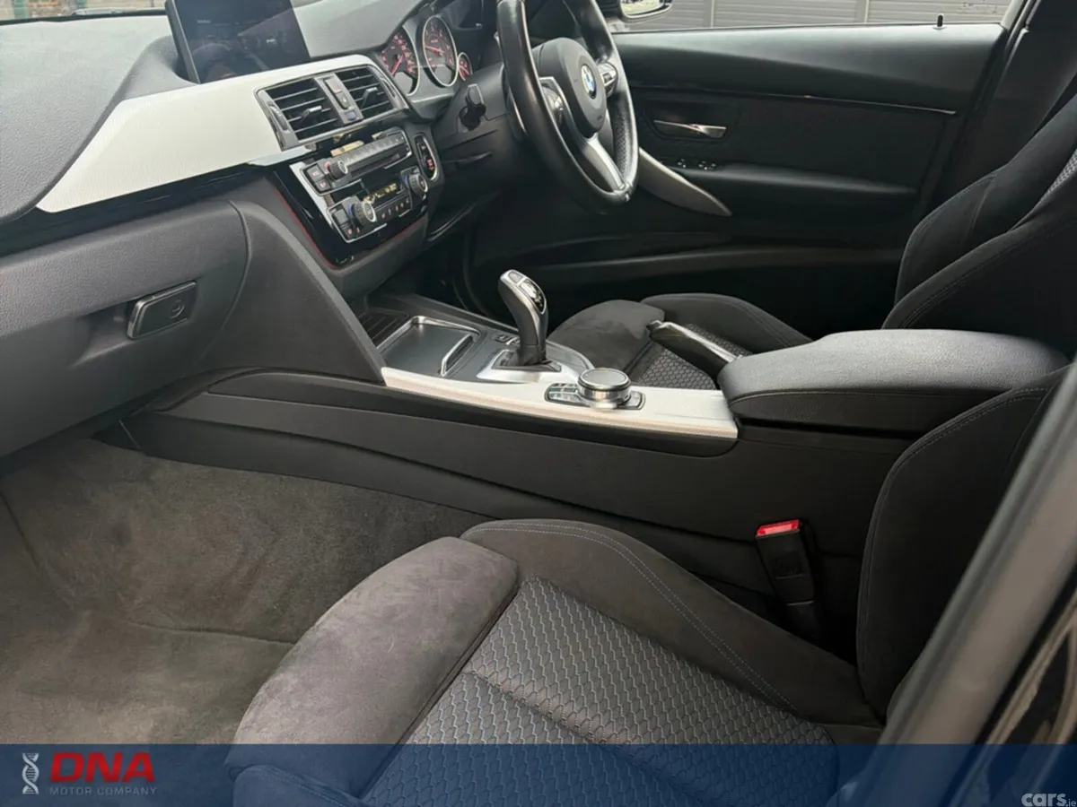 BMW 3-Series Estate, Diesel, 2017, Black