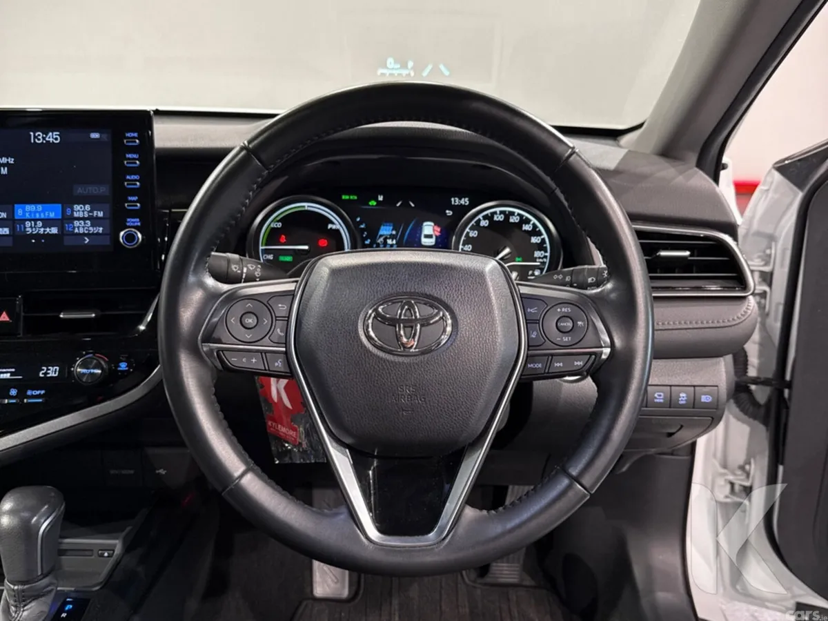 Toyota Camry Saloon, Petrol Hybrid, 2023, White