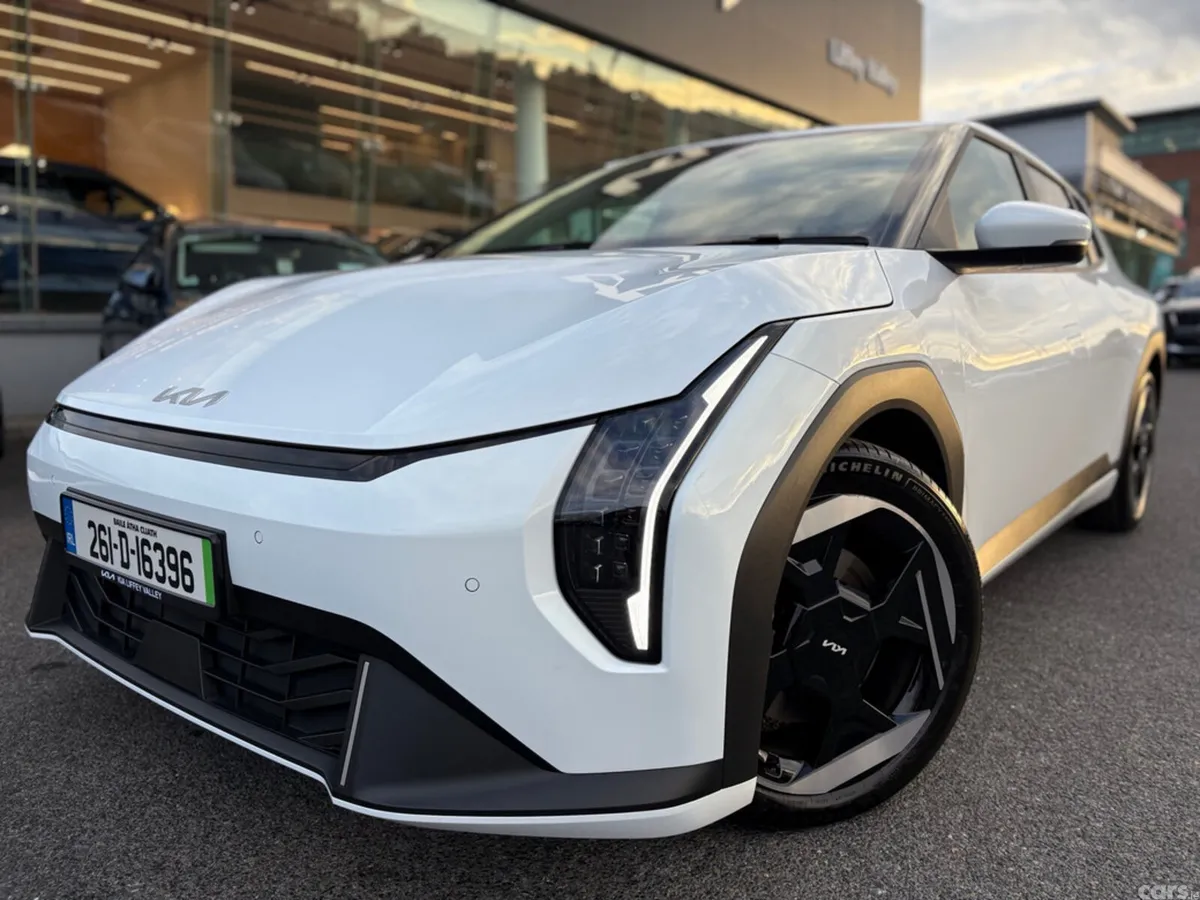 Kia EV4 Hatchback, Electric, 2026, White