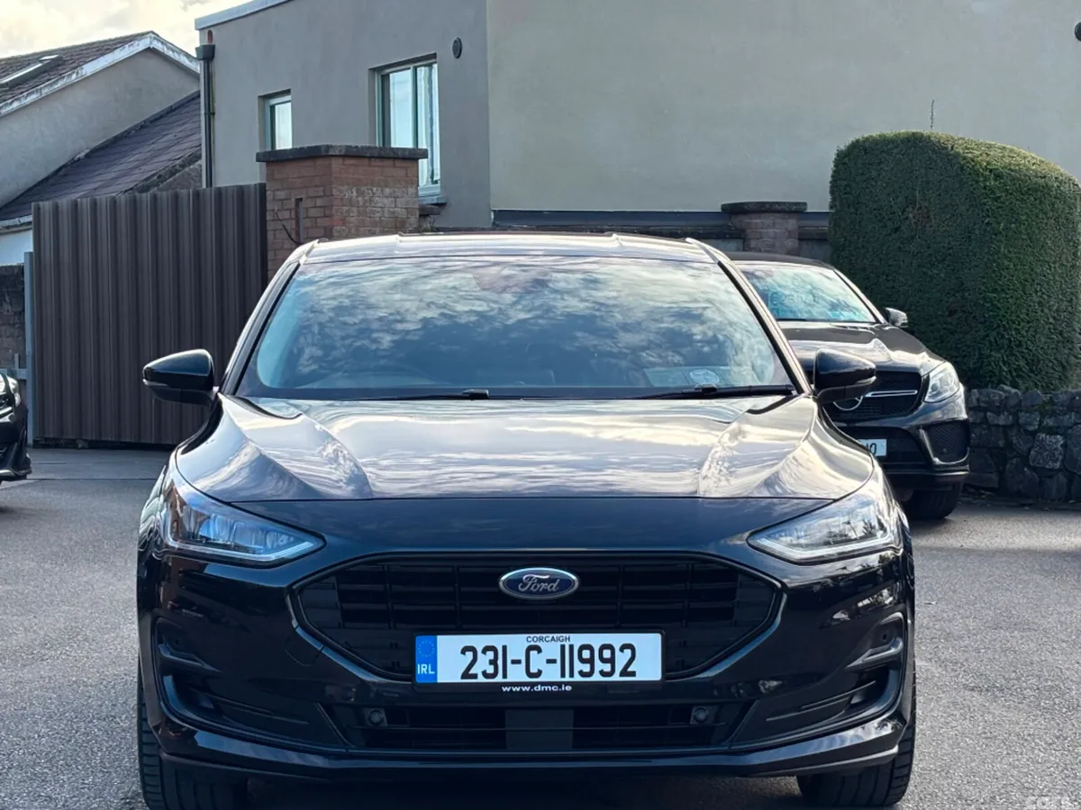 Ford Focus Hatchback, Diesel, 2023, Black