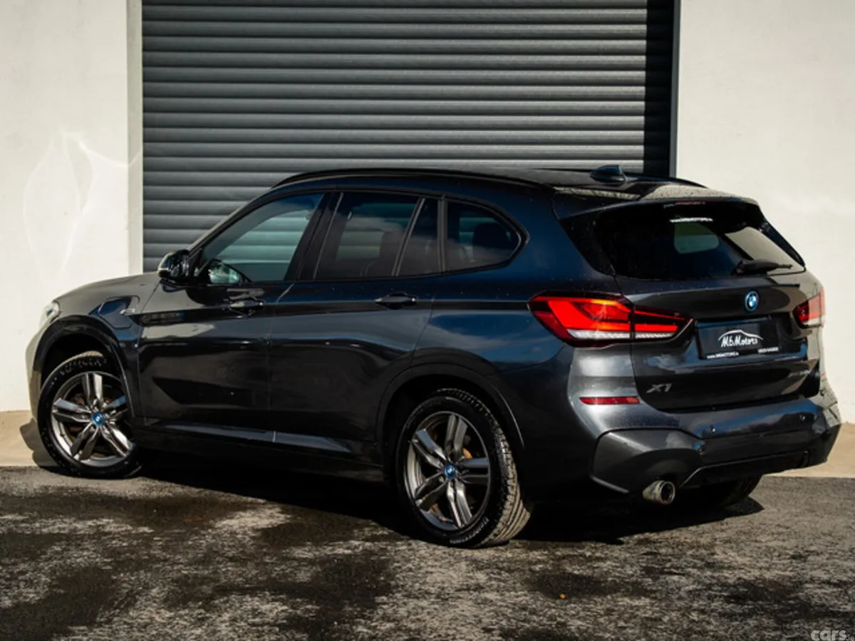BMW X1 Estate, Petrol Hybrid, 2022, Grey
