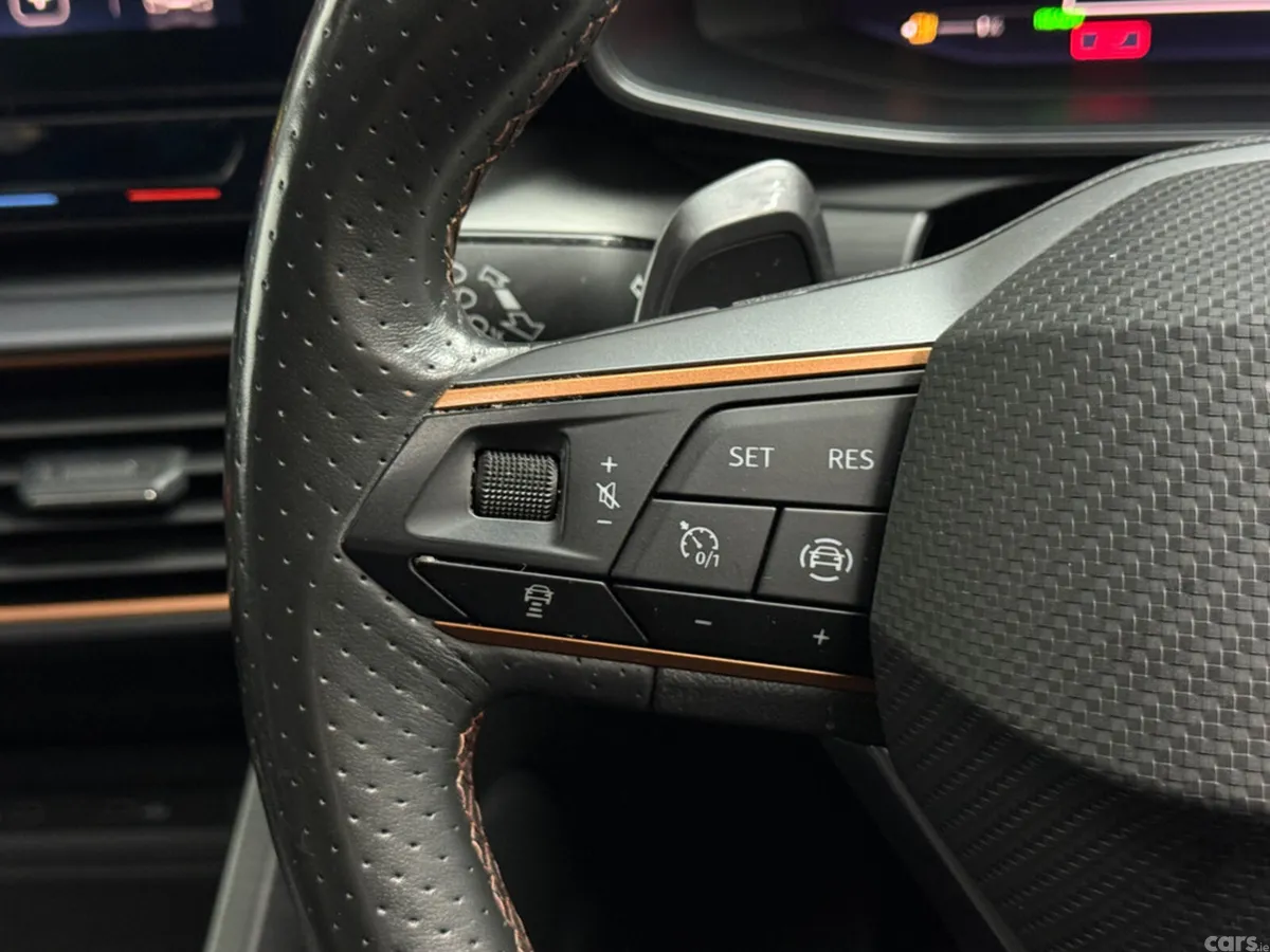 Cupra Leon Hatchback, Petrol Plug-in Hybrid, 2021, Black
