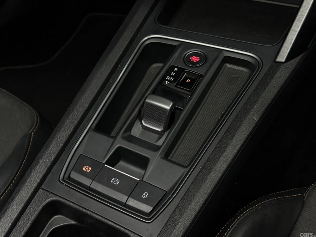 Cupra Leon Hatchback, Petrol Plug-in Hybrid, 2021, Black
