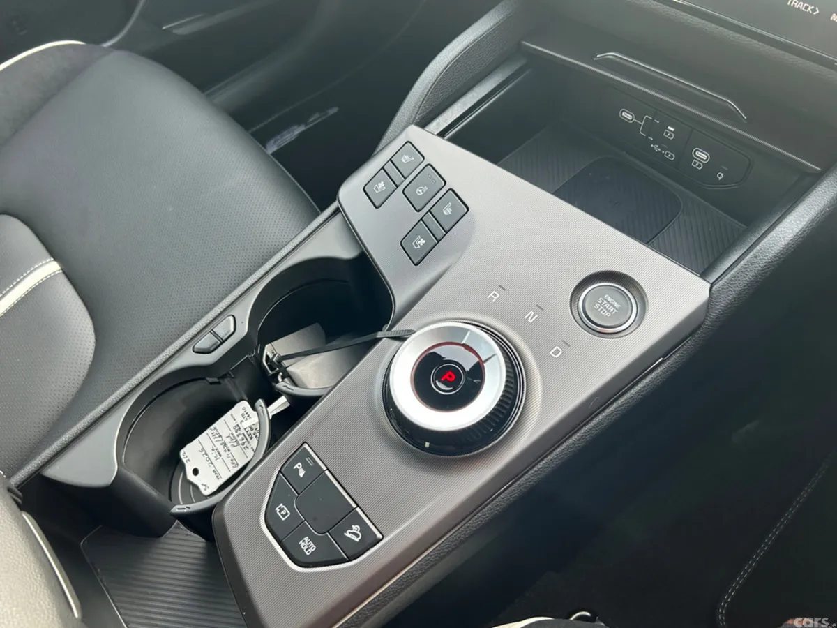 Kia Sportage SUV, Petrol Hybrid, 2026, Grey