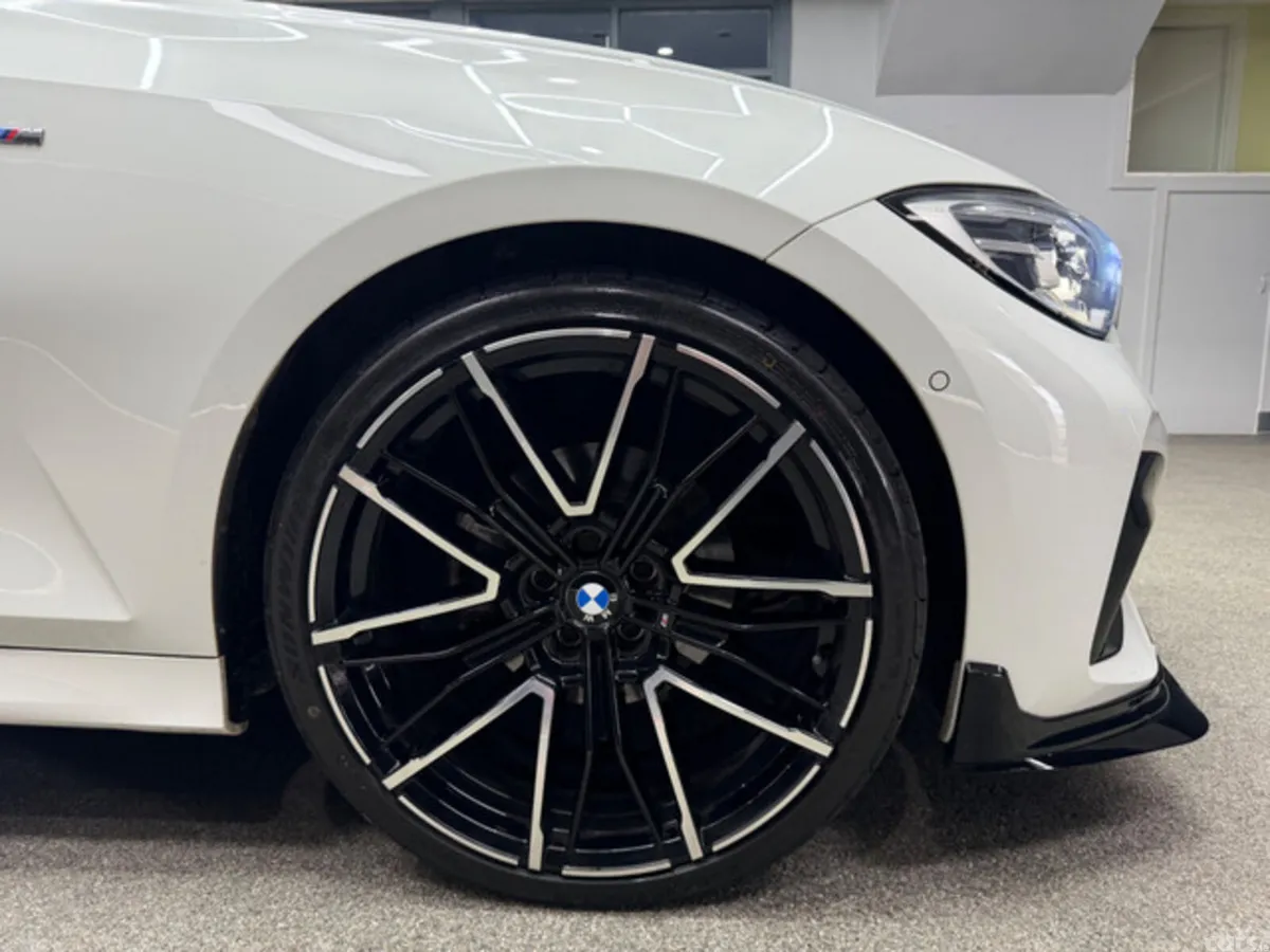 BMW 3-Series Estate, Diesel, 2020, White