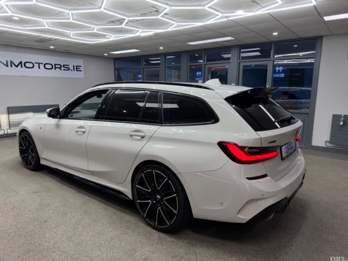 BMW 3-Series Estate, Diesel, 2020, White