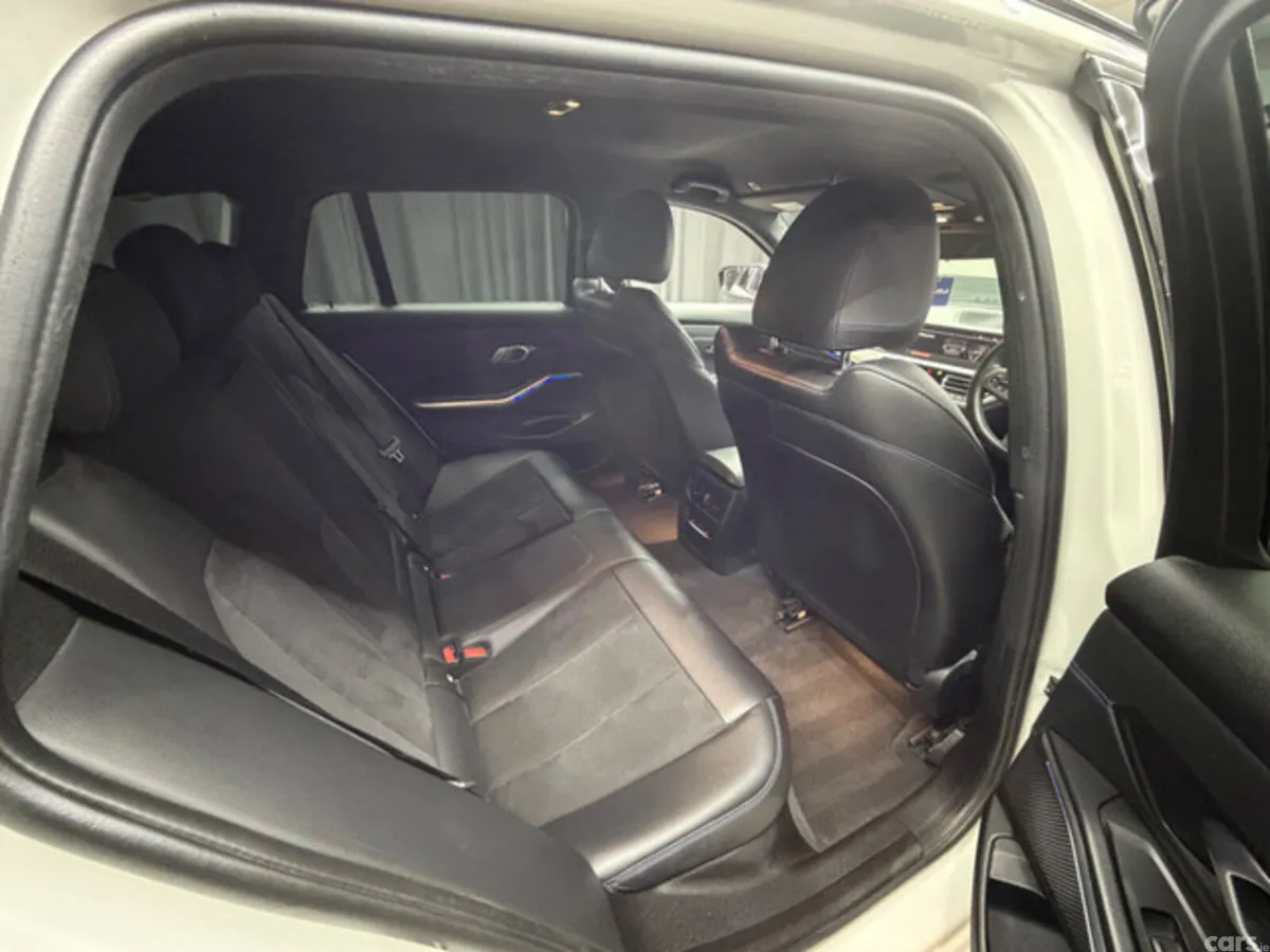 BMW 3-Series Estate, Diesel, 2020, White