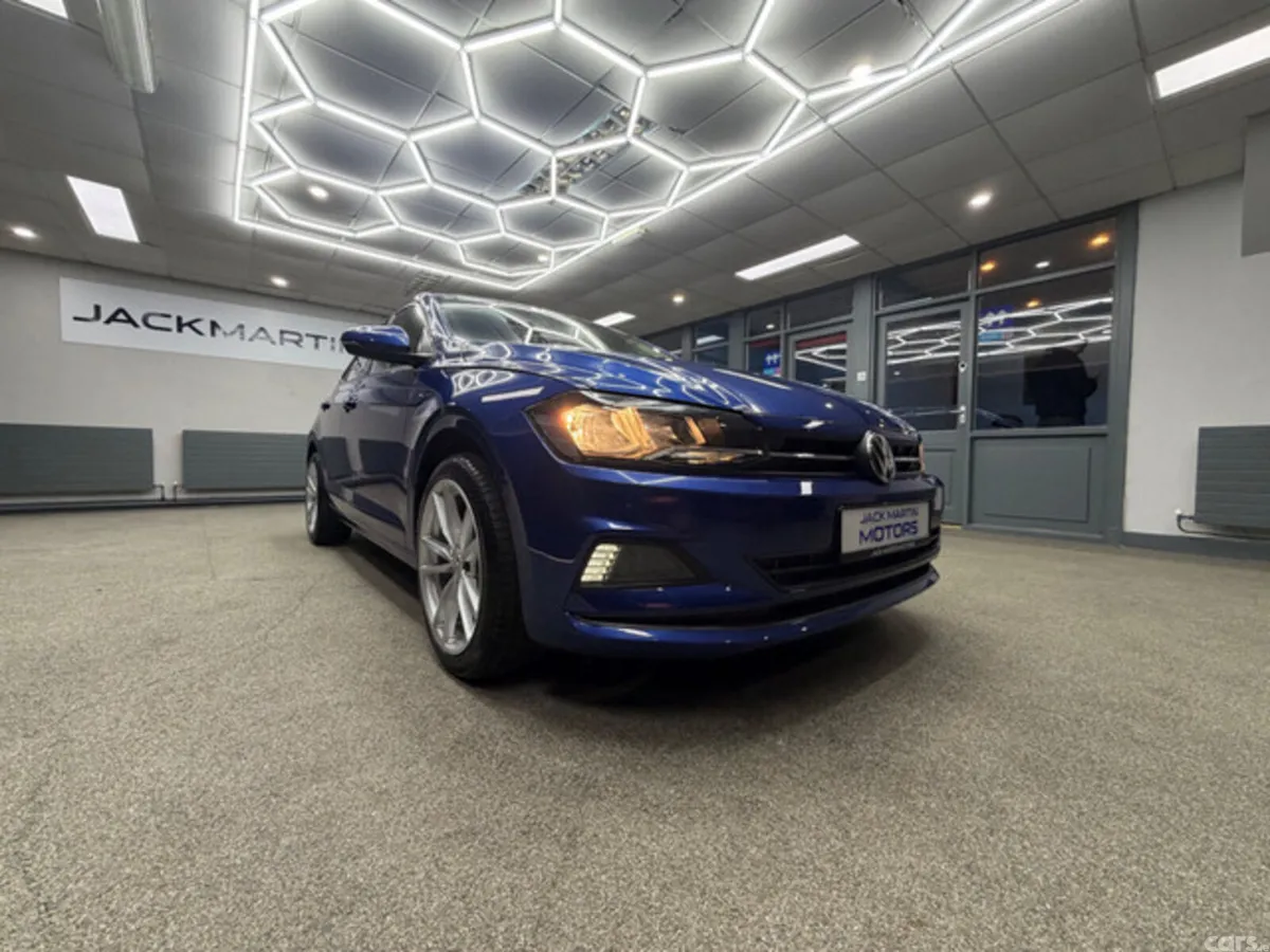 Volkswagen Polo Hatchback, Petrol, 2018, Blue