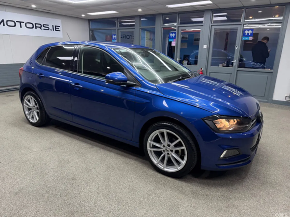 Volkswagen Polo Hatchback, Petrol, 2018, Blue
