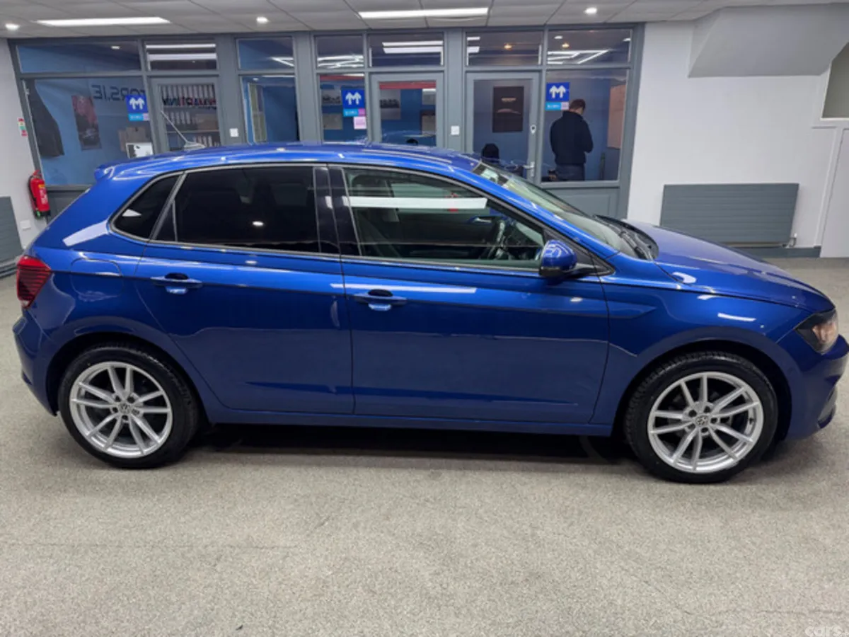 Volkswagen Polo Hatchback, Petrol, 2018, Blue
