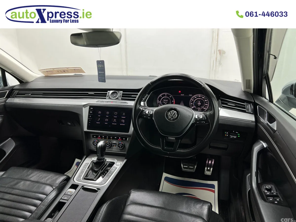 Volkswagen Passat Estate, Diesel, 2020, Blue