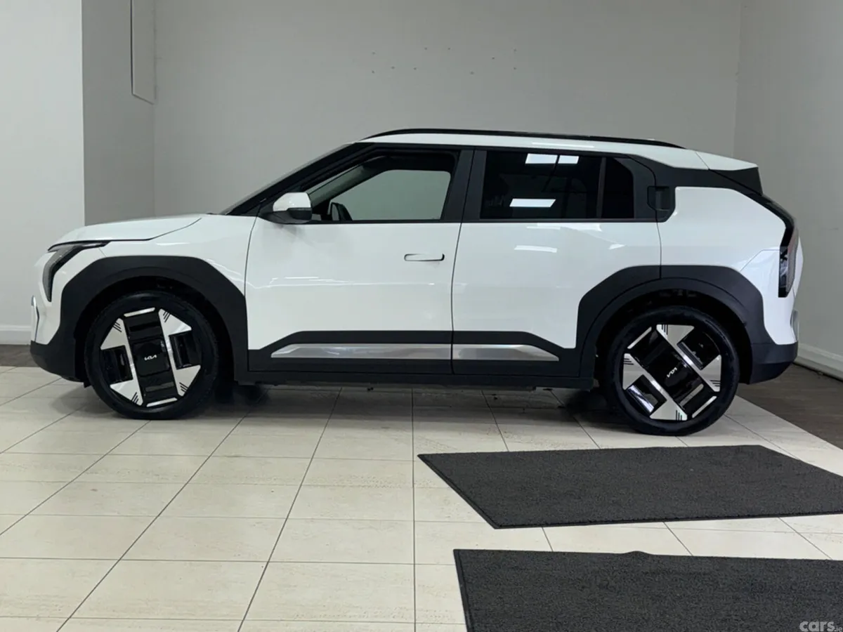 Kia EV3 Hatchback, Electric, 2026, White