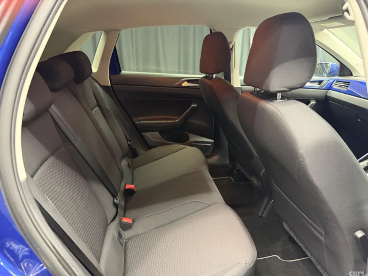 Volkswagen Polo Hatchback, Petrol, 2018, Blue