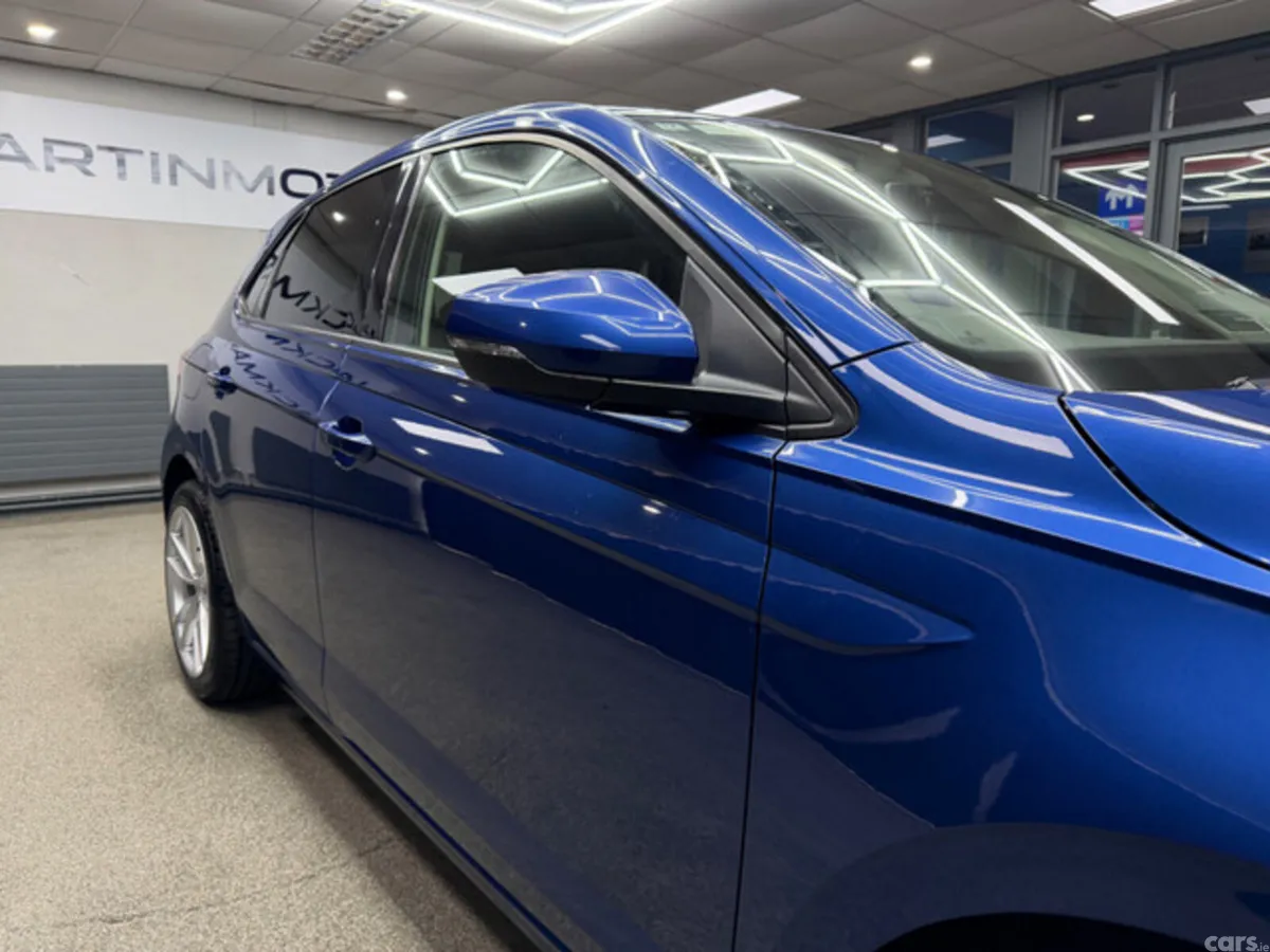 Volkswagen Polo Hatchback, Petrol, 2018, Blue