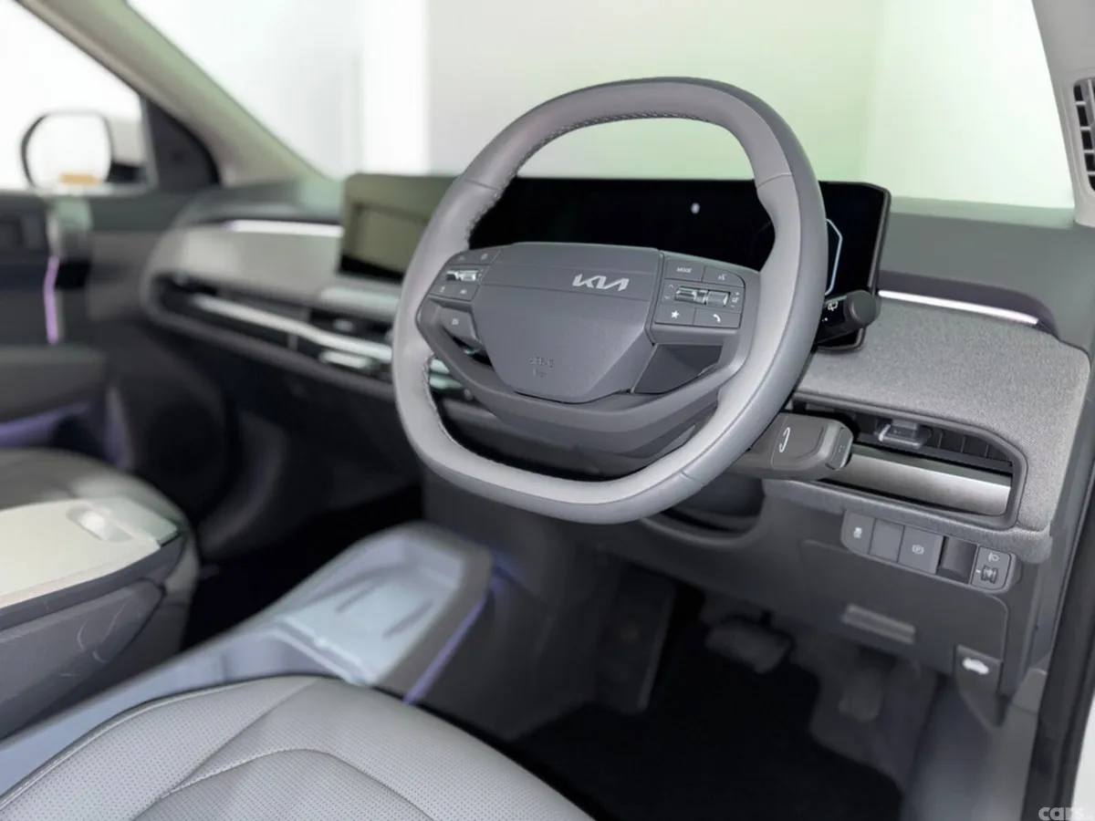 Kia EV3 Hatchback, Electric, 2026, White