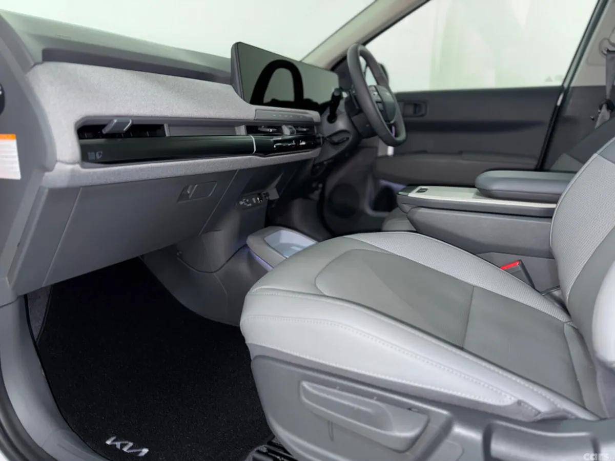 Kia EV3 Hatchback, Electric, 2026, White