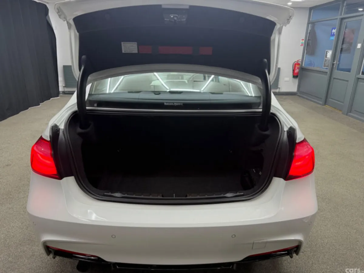 BMW 3-Series Saloon, Diesel, 2016, White