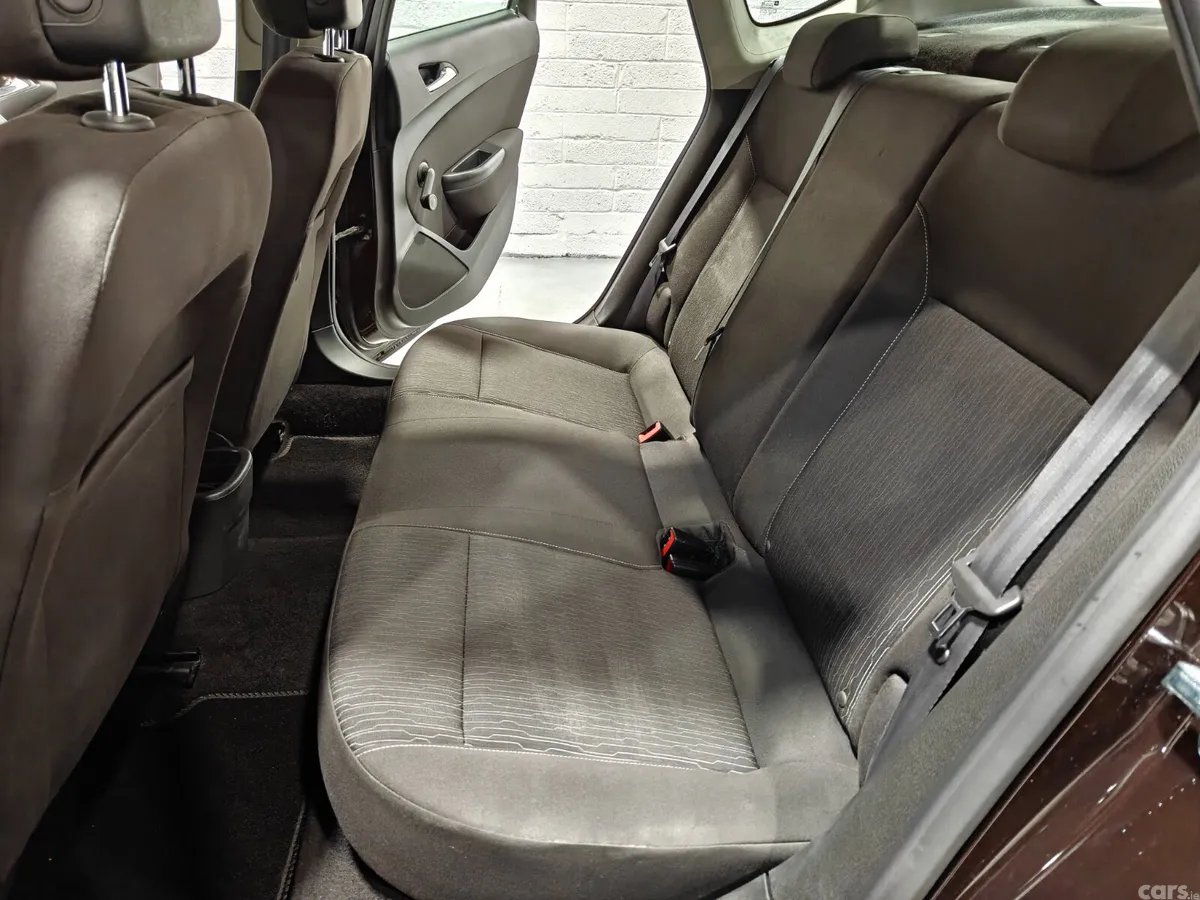 Opel Astra Saloon, Petrol, 2014, Brown