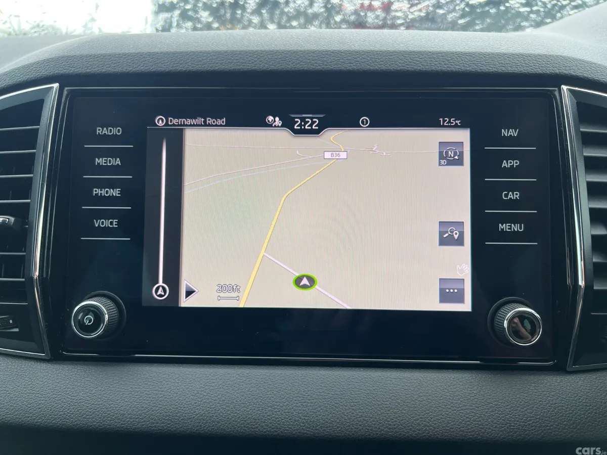 Skoda Karoq SUV, Diesel, 2023, Grey
