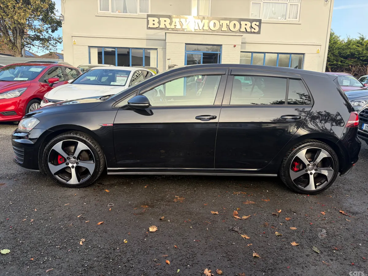 Volkswagen Golf Hatchback, Petrol, 2015, Black