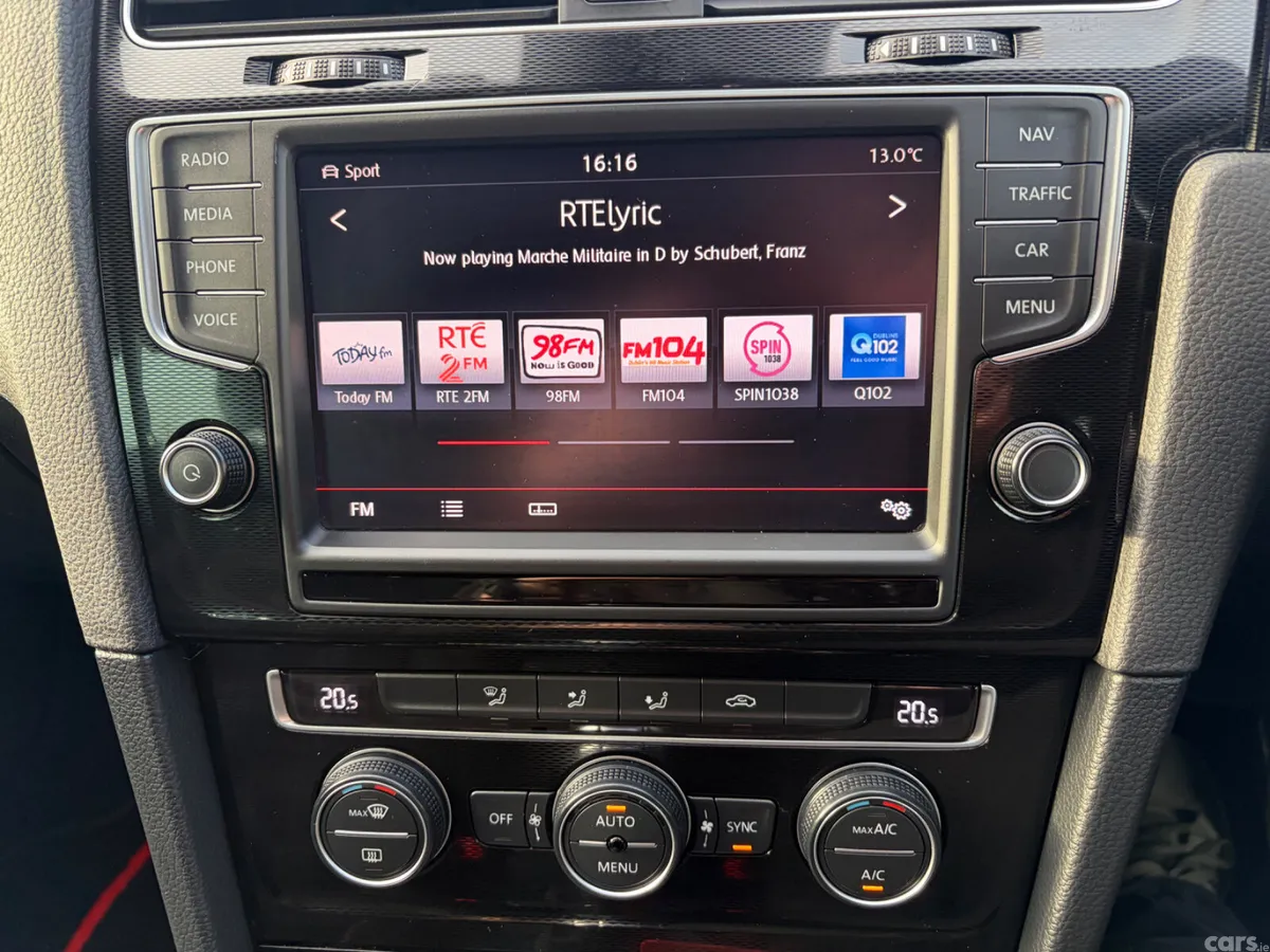 Volkswagen Golf Hatchback, Petrol, 2015, Black