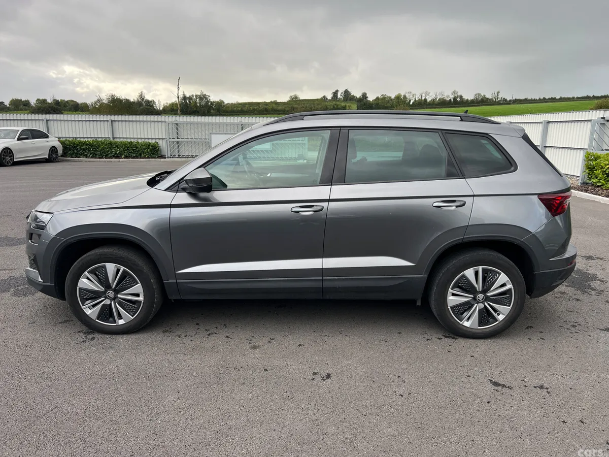 Skoda Karoq SUV, Diesel, 2023, Grey