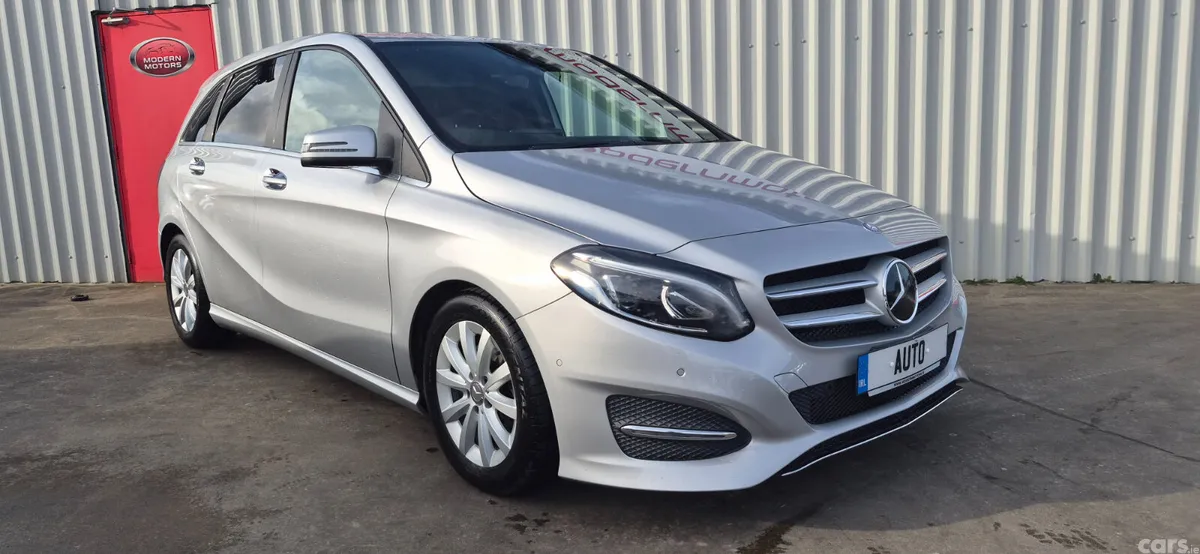 Mercedes-Benz B-Class MPV, Petrol, 2016, Silver
