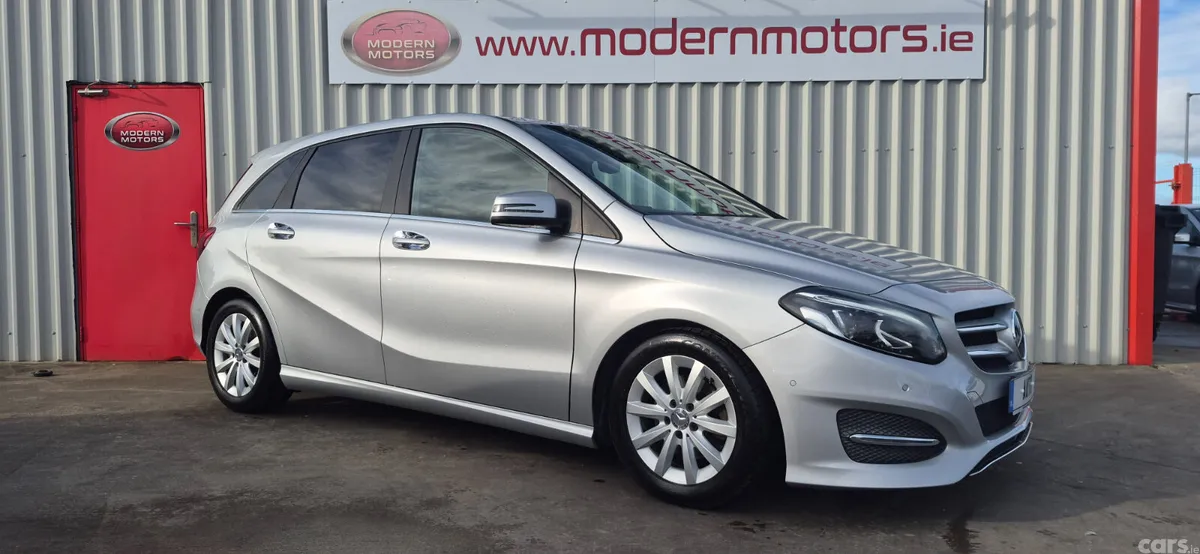 Mercedes-Benz B-Class MPV, Petrol, 2016, Silver