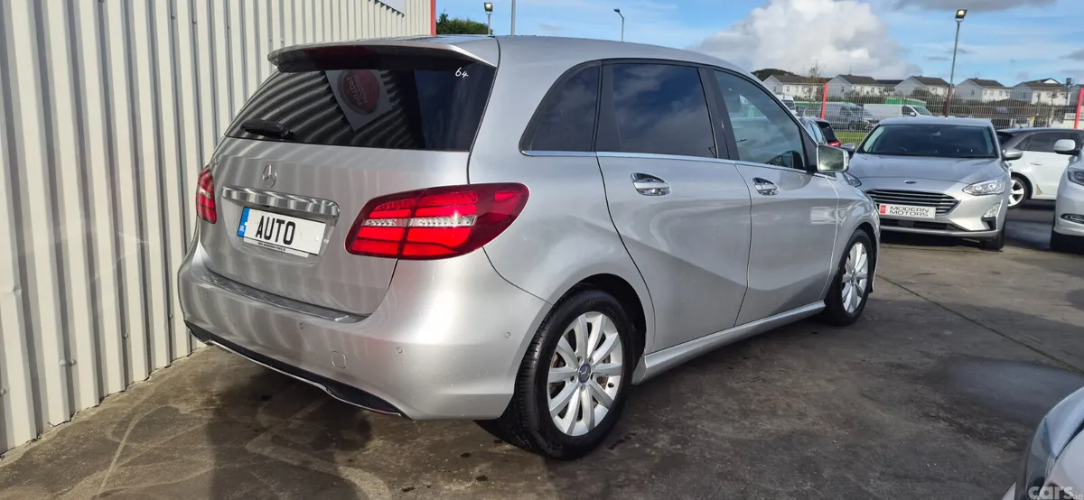 Mercedes-Benz B-Class MPV, Petrol, 2016, Silver
