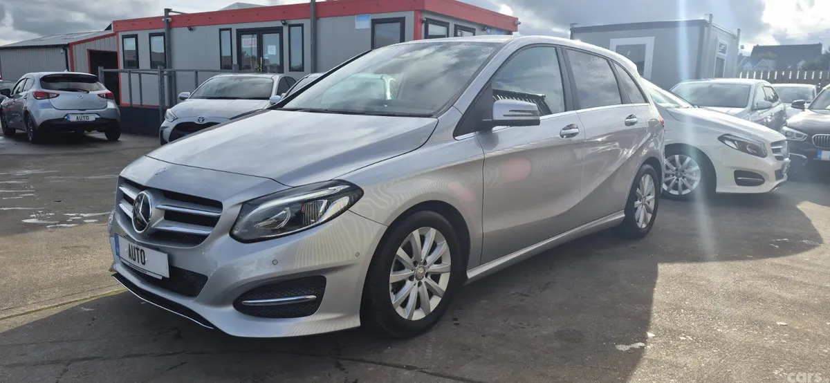 Mercedes-Benz B-Class MPV, Petrol, 2016, Silver