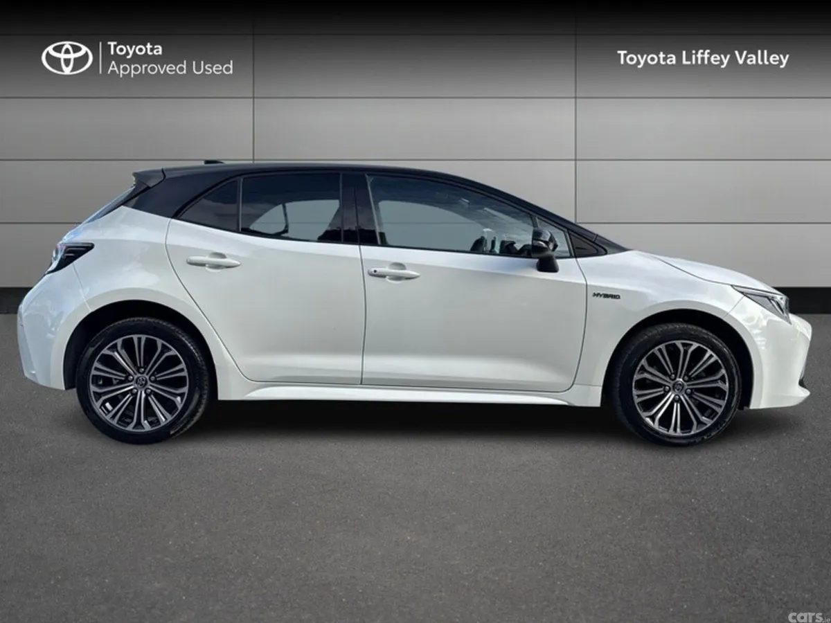 Toyota Corolla Hatchback, Petrol Hybrid, 2019, White