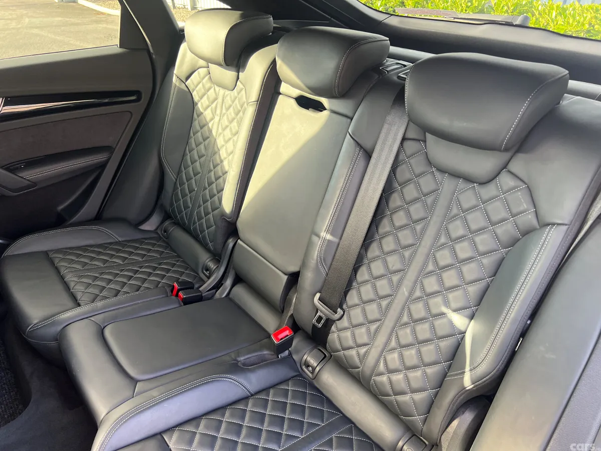 Audi Q5 SUV, Petrol Plug-in Hybrid, 2023, Grey