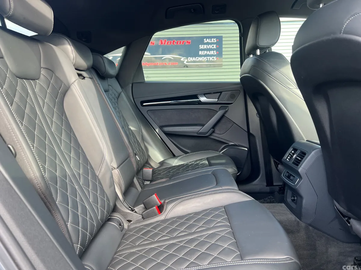 Audi Q5 SUV, Petrol Plug-in Hybrid, 2023, Grey
