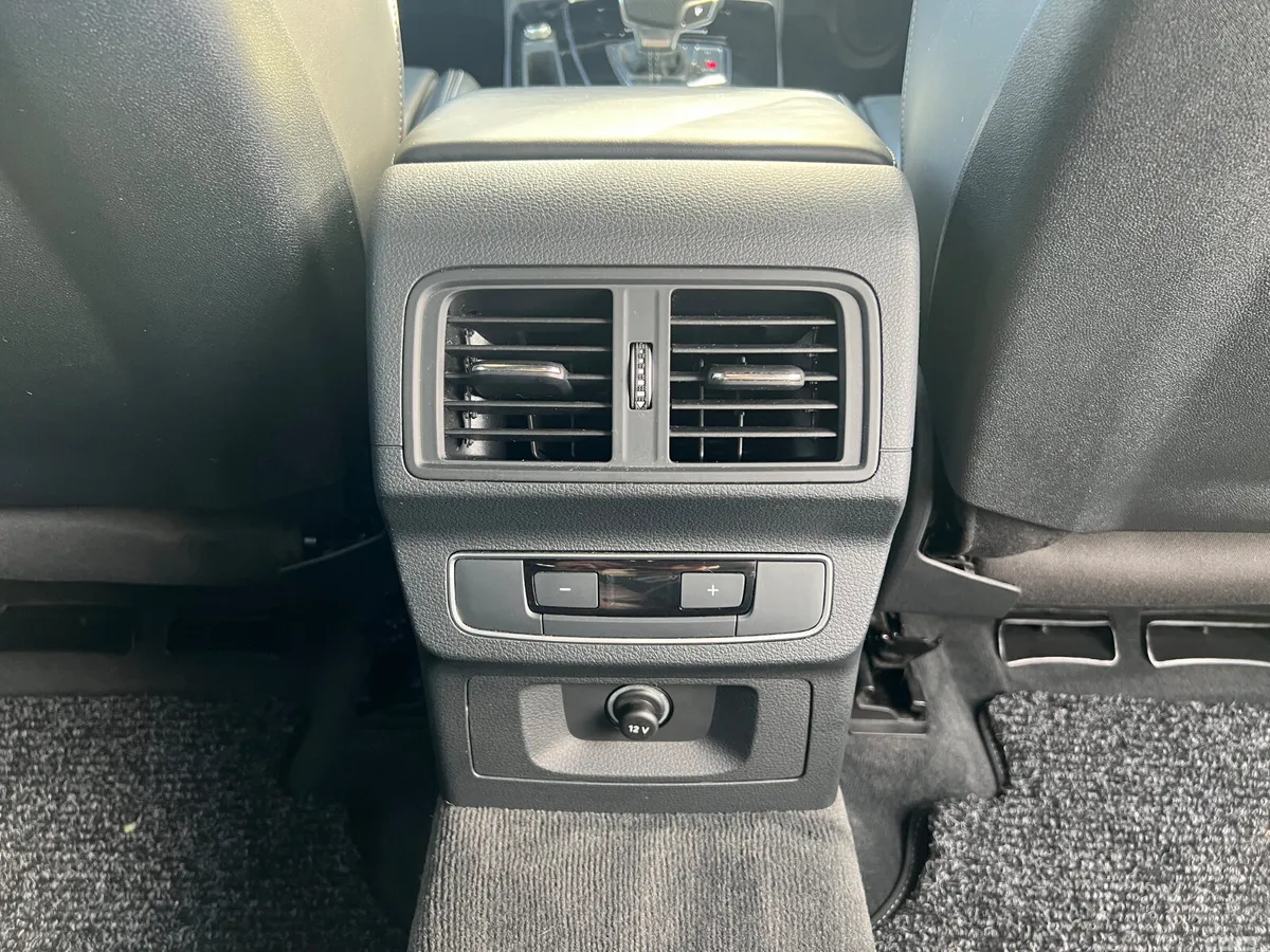 Audi Q5 SUV, Petrol Plug-in Hybrid, 2023, Grey