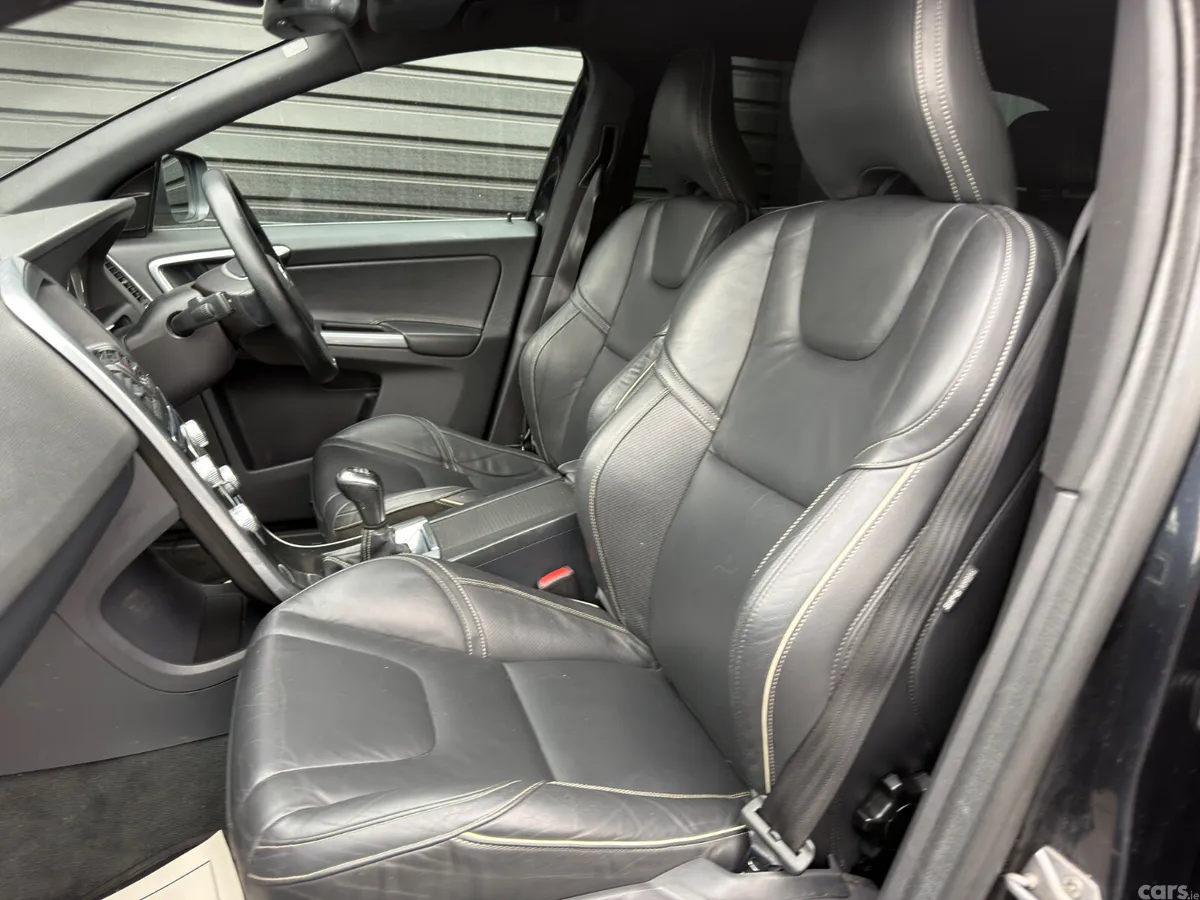 Volvo XC60 SUV, Diesel, 2015, Black