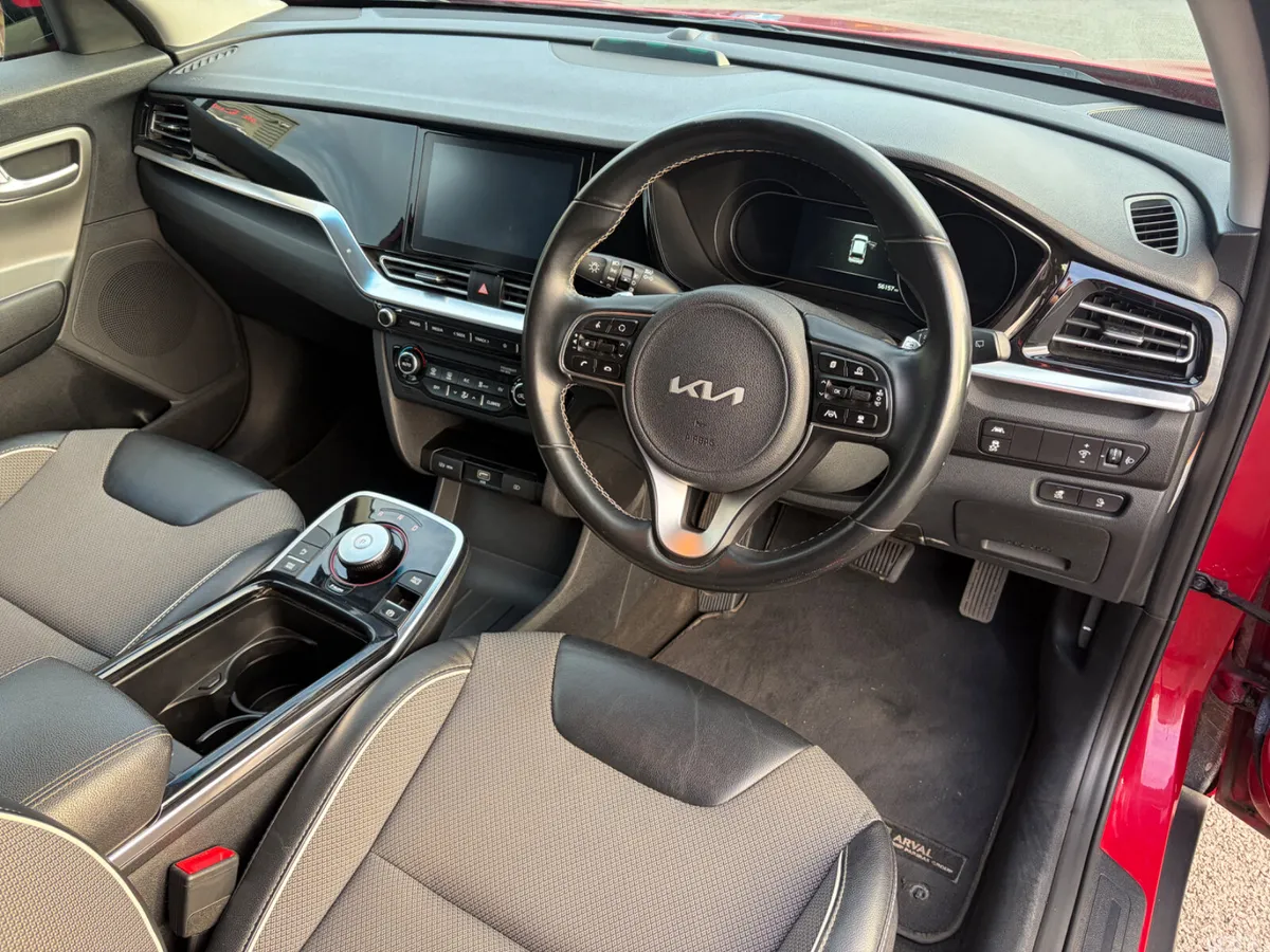 Kia e-Niro SUV, Electric, 2022, Red