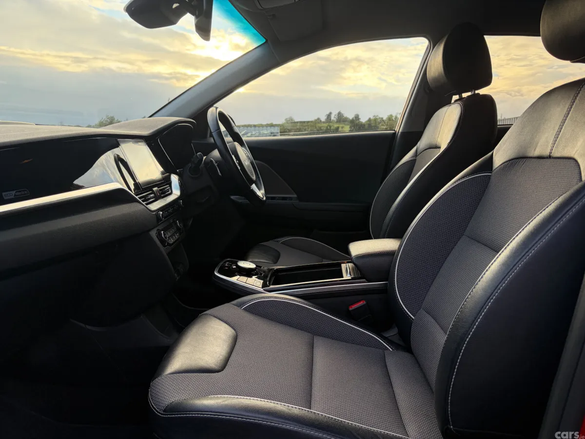 Kia e-Niro SUV, Electric, 2022, Red