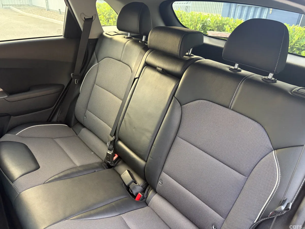 Kia e-Niro SUV, Electric, 2022, Red