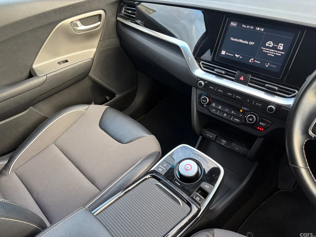 Kia e-Niro SUV, Electric, 2022, Red