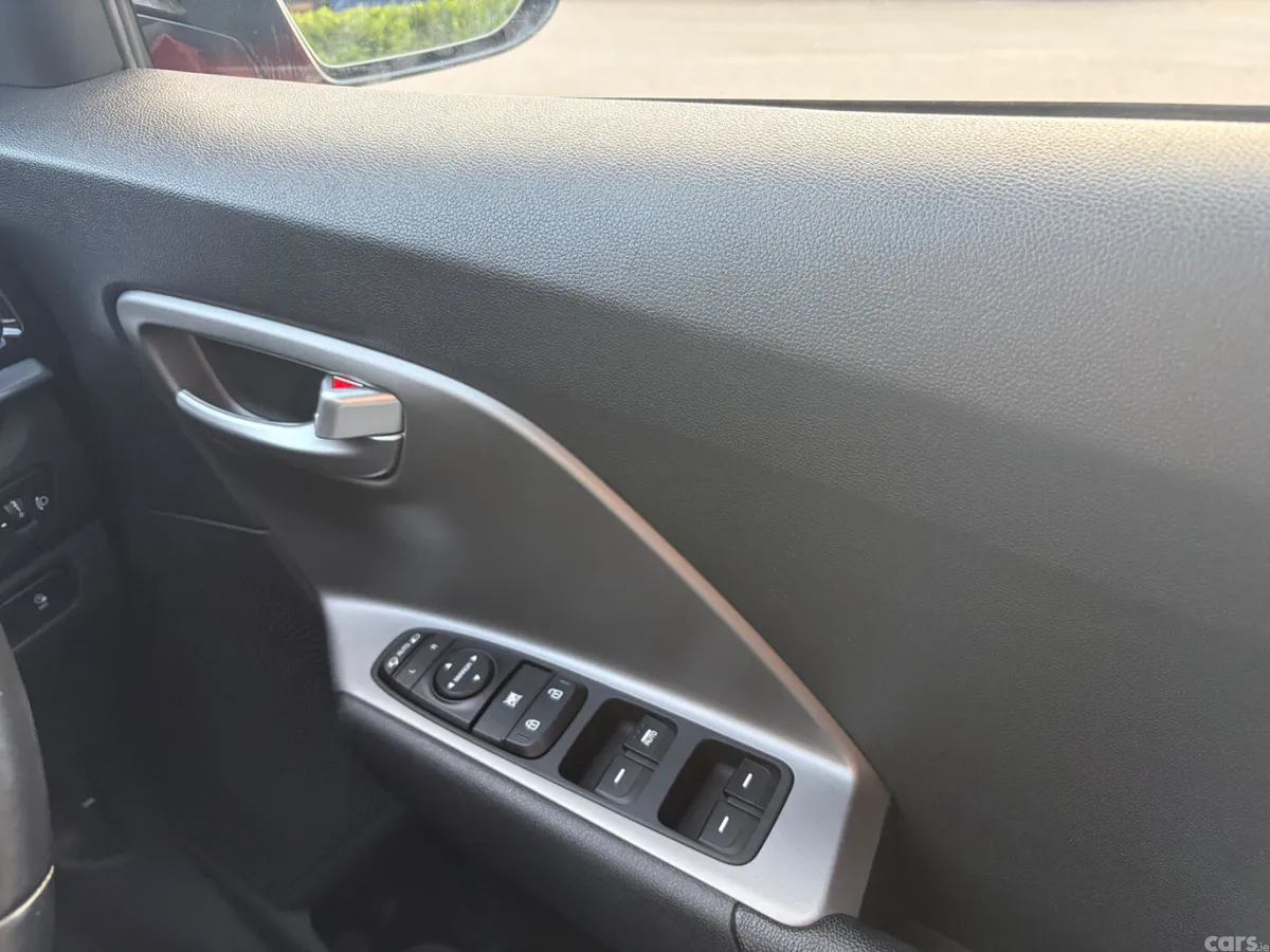 Kia e-Niro SUV, Electric, 2022, Red