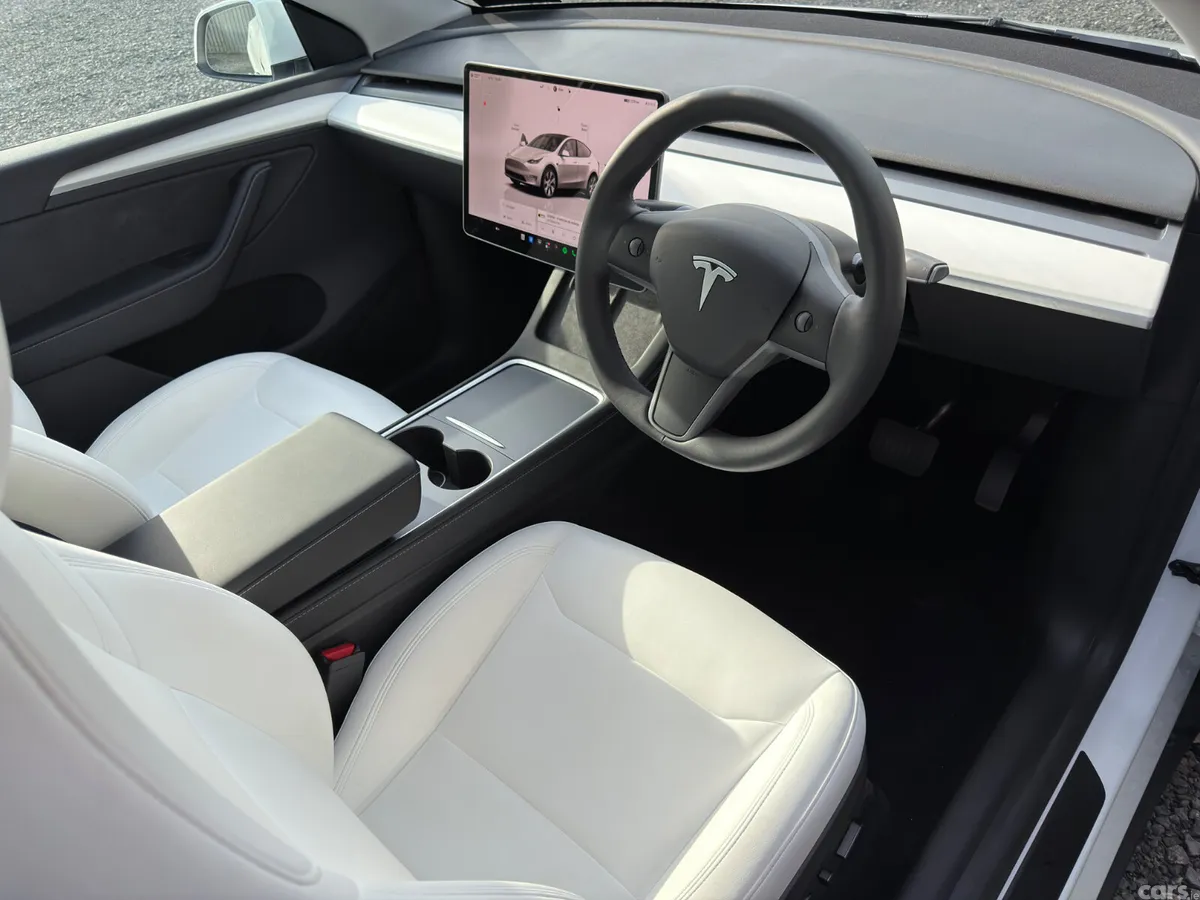 Tesla Model Y SUV, Electric, 2024, White